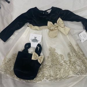 Girls dress size 3T brand new with tags